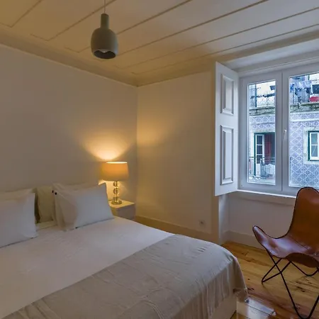Sunny And Stylish - 11 Min To The Center Apartment *